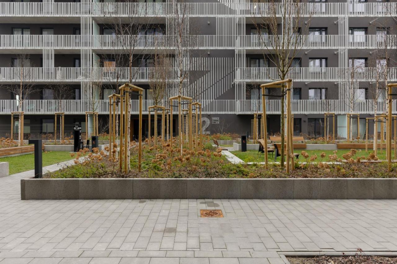 Wola Spacious Flat With Air Conditioning & Balcony By Noclegi Renters ワルシャワ エクステリア 写真